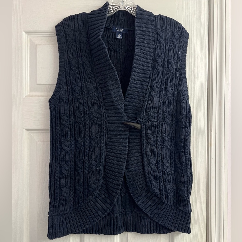 Chaps Men’s Navy Blue Cable Knit Sweater Vest With Toggle Clasp Size M